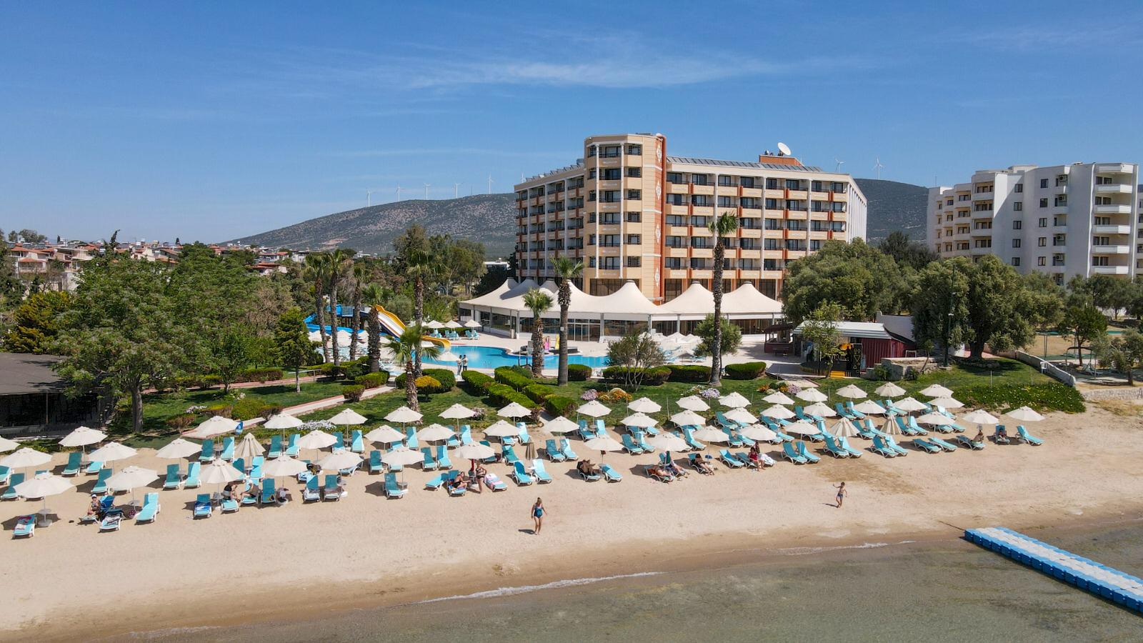 The Holiday Resort Hotel ****