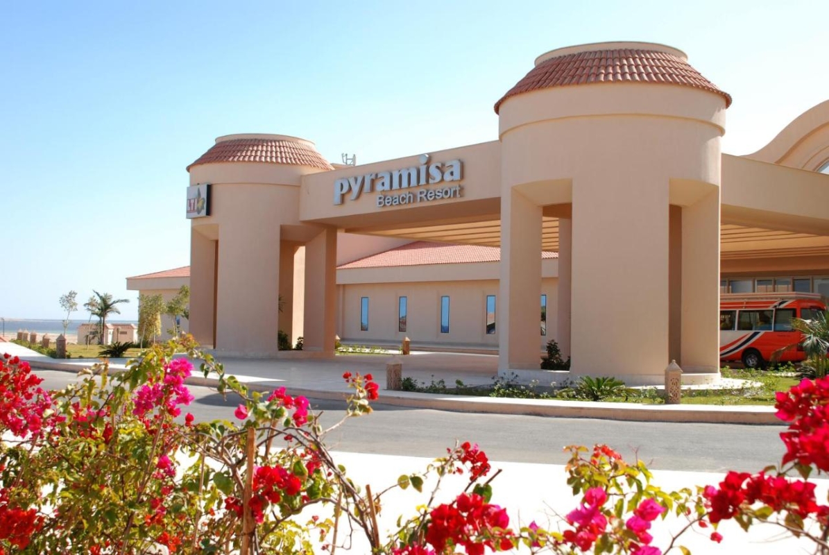 Pyramisa Beach Resort 5★