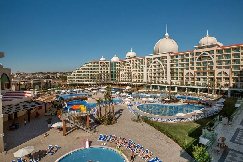Alan Xafira Deluxe Resort  5*