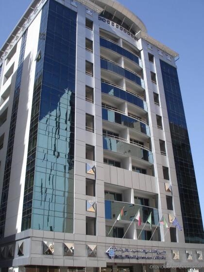 Elite Byblos Hotel Al Barsha 5*