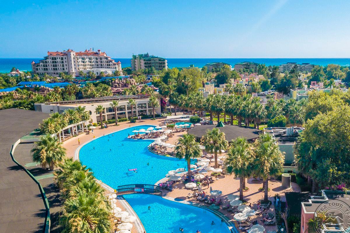 Von Resort Golden Coast 5*