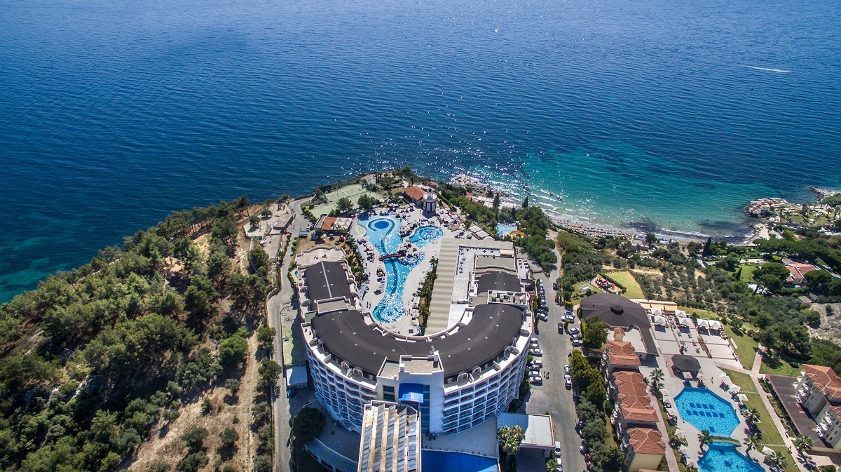 Почивка в Кушадасъ с автобус в Sealight Resort Hotel 5*